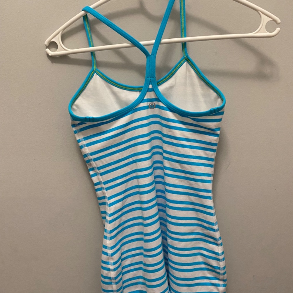 Two Lululemon Tops - Picture 6 of 7